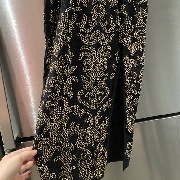 Two Piece Gold/Black Mesh Outfit - Picture 5 of 8